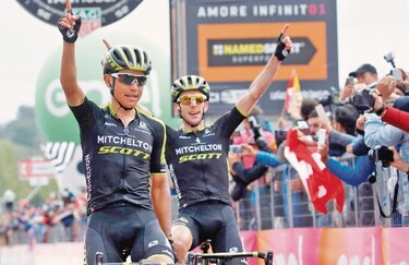 Chaves y Yates terminaron haciendo el uno y dos en etapa