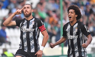 El Cartagena de Carrasquilla derrotó al Córdoba de Escobar en duelo de panameños en España