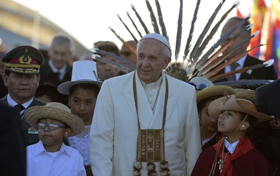 Plaza Cristo Redentor en Bolivia, repleta para la misa del Papa