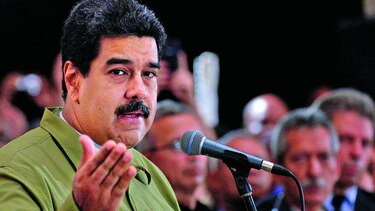 Cruce de acusaciones por diálogo