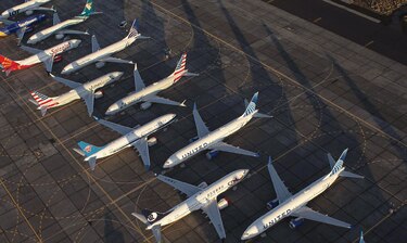Mensajes internos de Boeing complican regreso del MAX