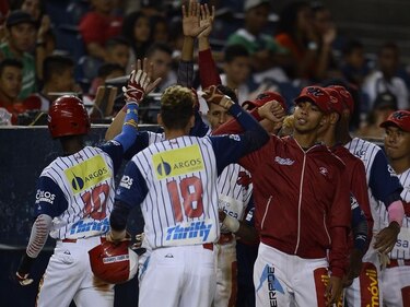 Metro sigue con vida y Herrera está a un paso de meterse en semifinales