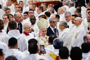El papa León XIV pide reabrir el diálogo para una paz justa en Oriente Medio