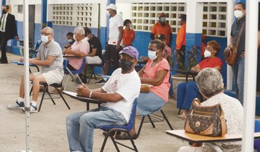 Gremios, en desacuerdo con el retorno a las aulas