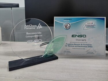 ENSA recibe reconocimiento de AmCham Panamá por su impacto social