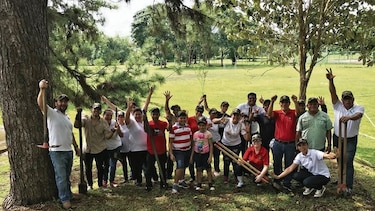 Jornada de reforestación a orillas del Chagres por parte de Empresas Bern