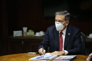 Cortizo alega que el proyecto 287 pone en riesgo a las entidades financieras del país