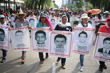Fiscalía mexicana desmiente vínculos de estudiantes de Ayotzinapa con cártel
