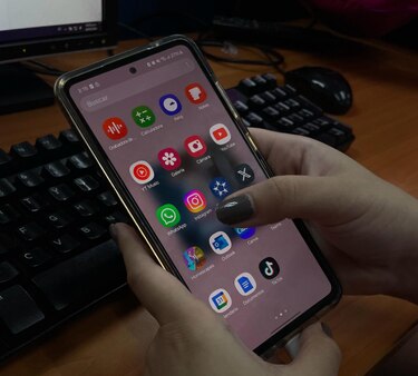 WhatsApp, Facebook e Instagram experimentan fallas a nivel mundial: Usuarios afectados y memes inundan las redes sociales