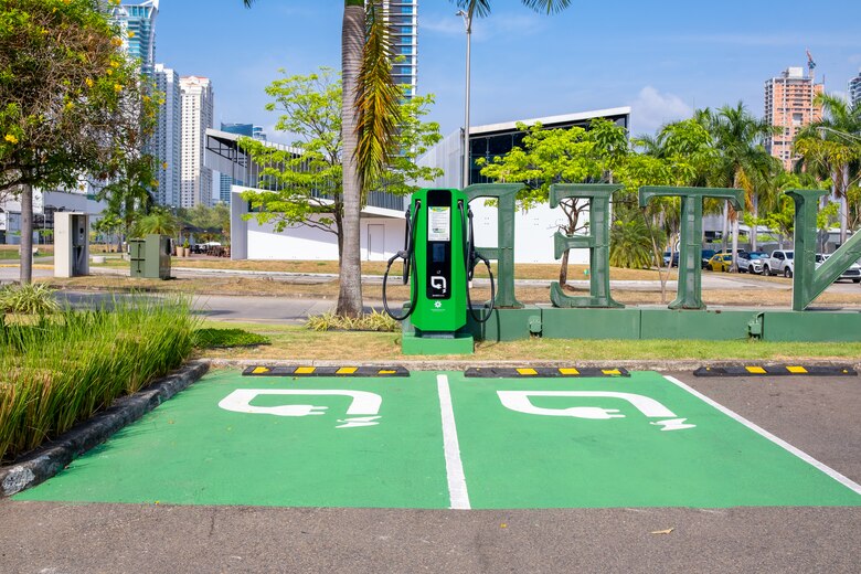 Ensa impulsa la movilidad eléctrica en Panamá con nuevas estaciones de carga para vehículos eléctricos