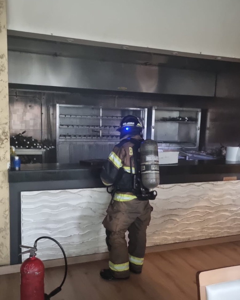 Fuego en Soho Mall: los bomberos sofocan las llamas