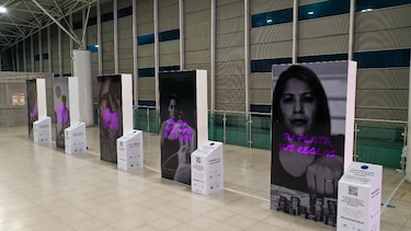 Una instalación en Panamá pone luz sobre la violencia cotidiana hacia la mujer