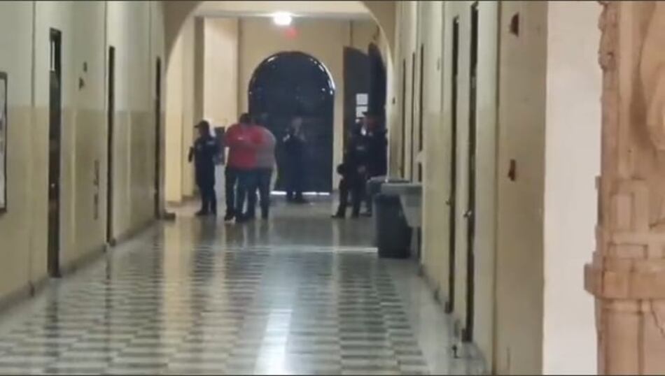 En Santiago, surge una propuesta para congelar el precio del combustible en $3.40; Anadepo debe consultar a las bases para firmar acuerdo 