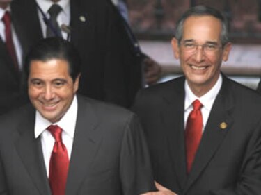 Torrijos y Colom asisten a congreso socialista en Guatemala