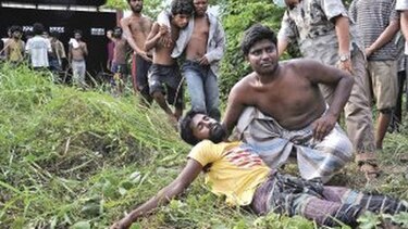 Mueren 100 en barco de migrantes