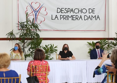 Unidad de Bienes Revertidos traspasa terreno para futuro centro de Operación Sonrisa