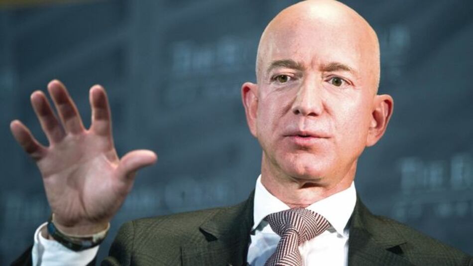 Bezos, el hombre más rico del mundo, muestra que no se le puede torear