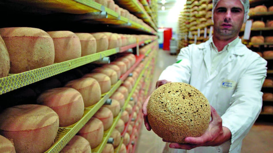 UE y Japón sellan acuerdo comercial