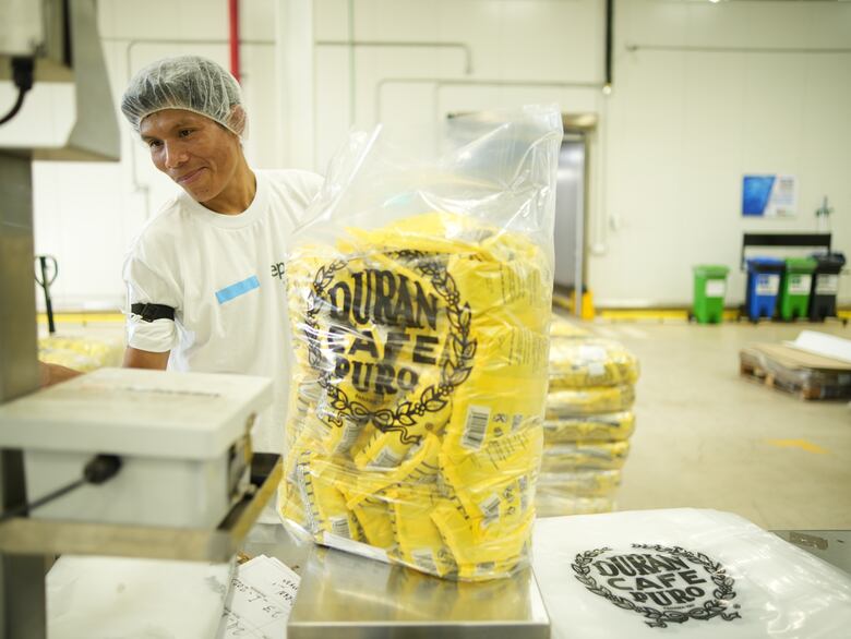 Empresa Panameña de Alimentos, epa, celebra 12 años Alimentando con Pasión