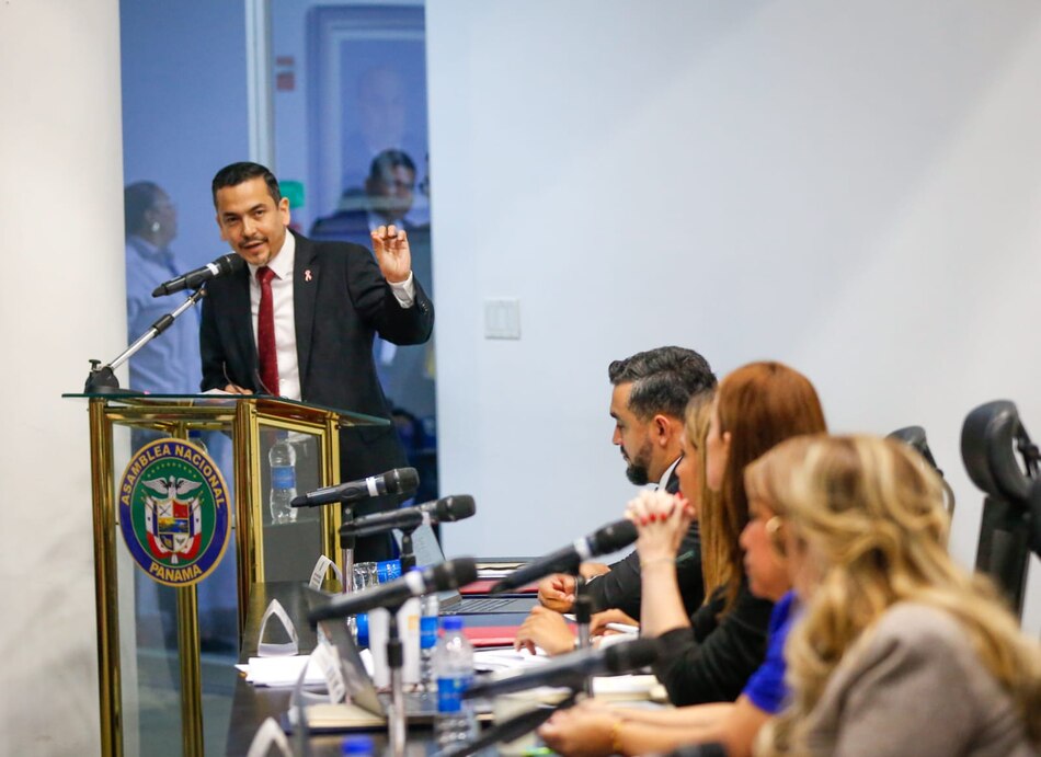 Limitada participación ciudadana marcó el proceso de designación del procurador general de la Nación