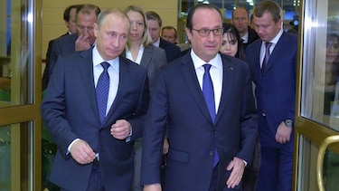 Hollande visita a Putin tras tensiones por Ucrania