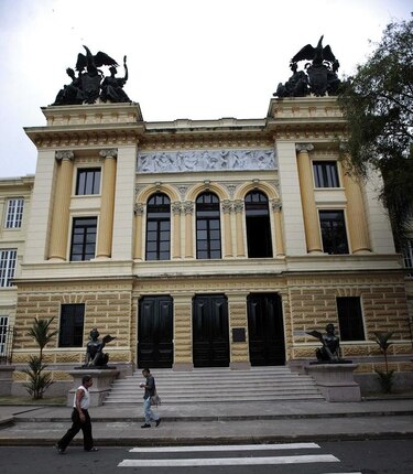 Designan subcomisión para discutir proyecto de ley sobre el Instituto Nacional