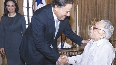 Honores para Sánchez Borbón
