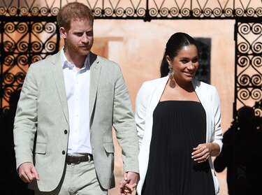 Enrique y Meghan serán invitados a la coronación de Carlos III, según diario