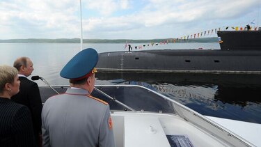 Catorce marinos mueren por un incendio en un submarino en Rusia