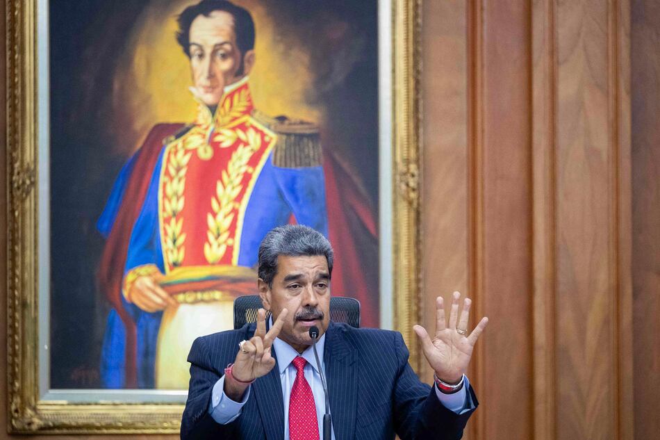 Maduro acusa a WhatsApp de entregar a líderes opositores ‘la base de datos’ de Venezuela