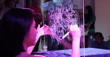 'Flux', primera exhibición individual de la artista pictórica Rosa Park