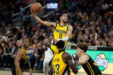 El vuelo de Pacers hacia Oklahoma City, obligado a parar en Tulsa por alerta de tornado