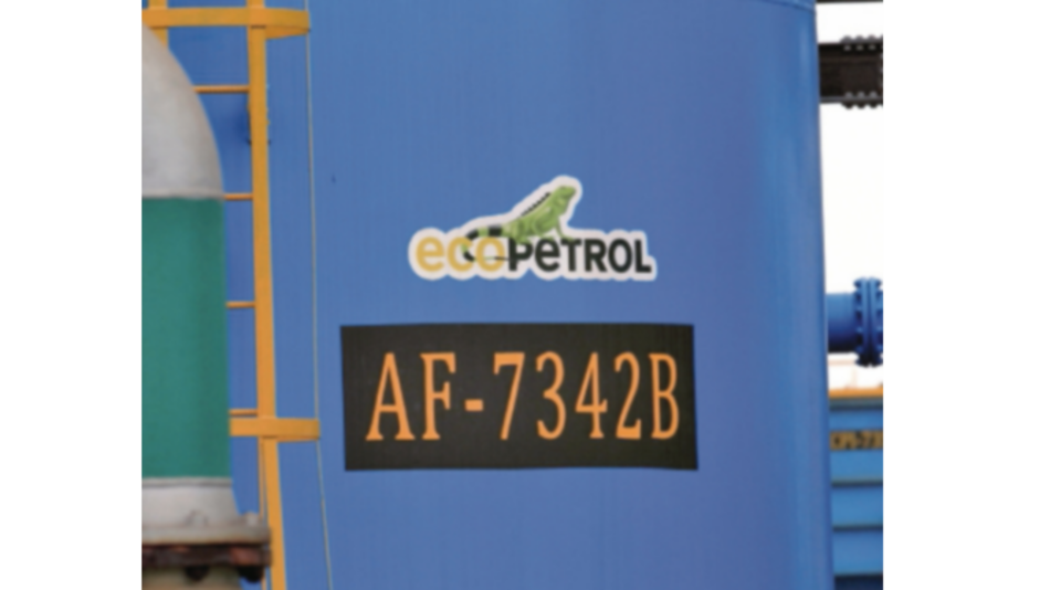 Ecopetrol revisa a la baja plan de inversión para este año