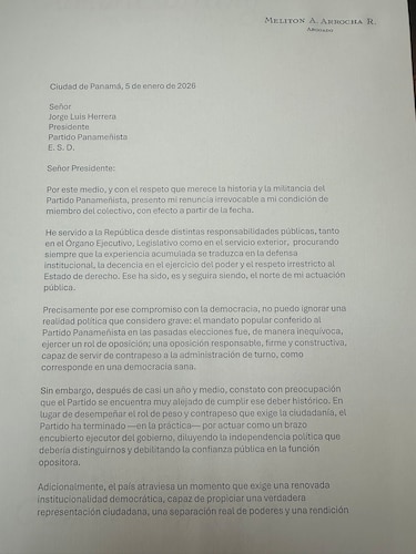 Melitón Arrocha renuncia al Partido Panameñista y cuestiona su rol como oposición