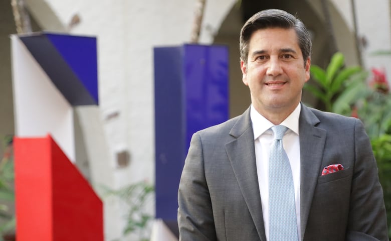 Universidad del Istmo, la U que siempre se mantuvo activa