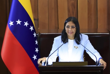 Delcy Rodríguez propone una ley de amnistía general para presos políticos en Venezuela