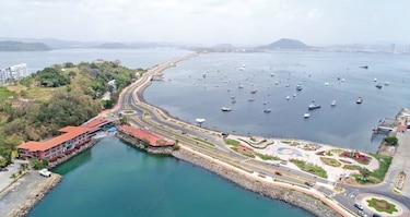 Instalarán control de acceso en estacionamientos de la plaza comercial Brisas de Amador