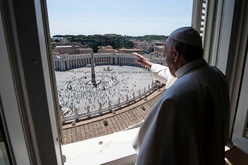 Papa Francisco hablará de nuevo los domingos a los fieles desde su ventana