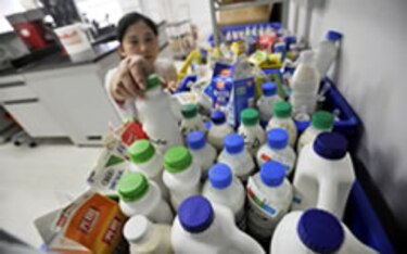 EU amplía controles a productos lácteos