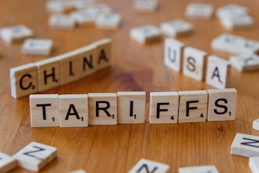 Estados Unidos elimina exención arancelaria que beneficiaba a Temu y Shein