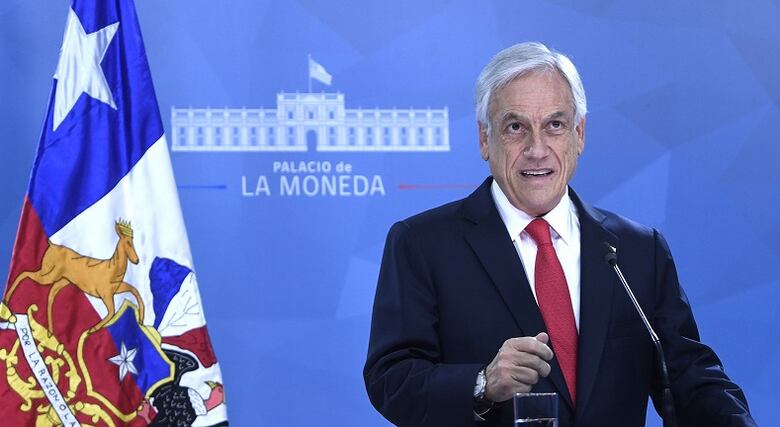Sebastián Piñera pide perdón y anuncia medidas sociales para acallar protestas