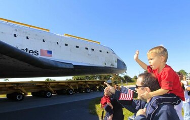 Transbordador Atlantis realiza su último recorrido
