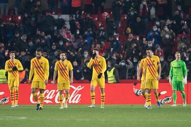 El Barça empata 1-1 en Granada y sigue fuera de los puestos de Champions