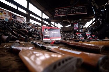 Gobierno venezolano destruye 14 mil 445 armas incautadas a la delincuencia