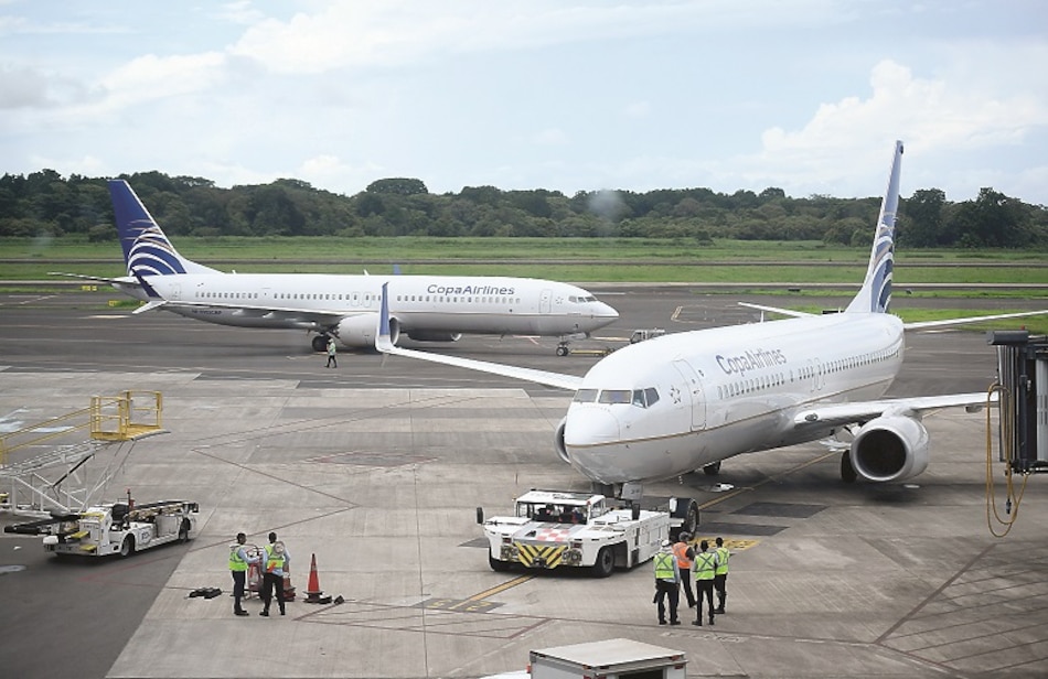 Altos precios del combustible frenan a la industria aérea