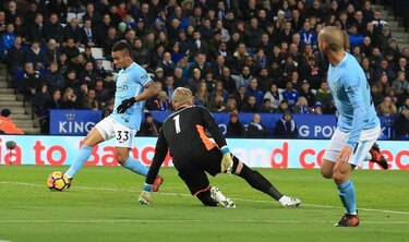 Manchester City sigue imparable, Arsenal supera al Tottenham
