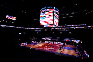 NBA ordena a los equipos tocar el himno de Estados Unidos ante los juegos