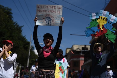 Al menos 80 carreteras fueron bloqueadas en Guatemala en protesta contra la fiscal general