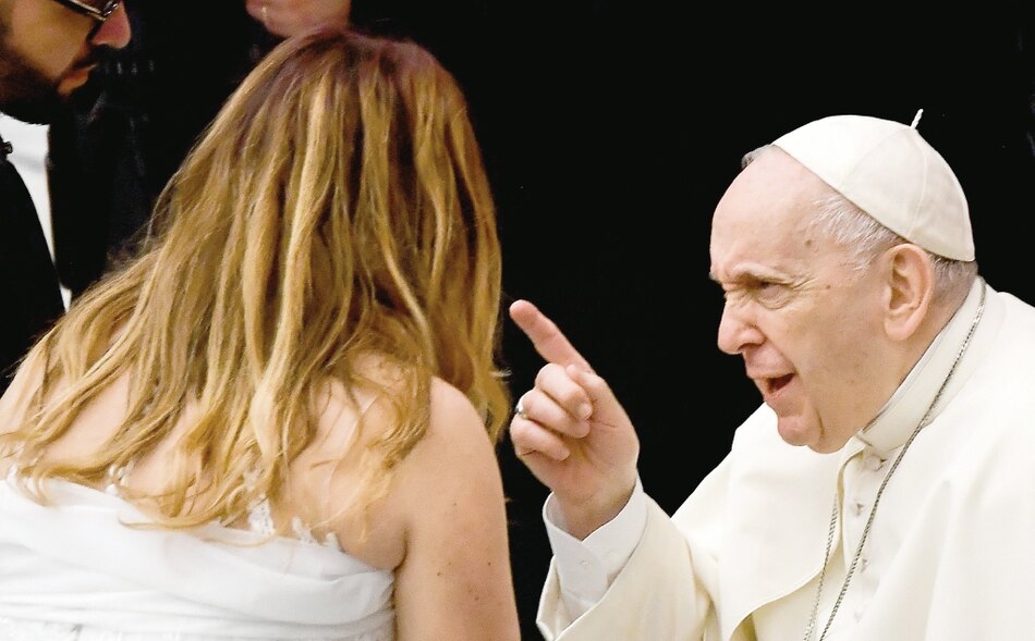 El papa pide ‘no condenar’ a hijos con una diferente orientación sexual