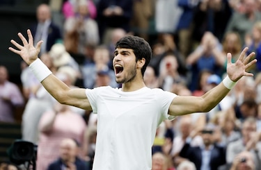 Alcaraz doblega a Medvedev y jugará la final de Wimbledon contra Djokovic